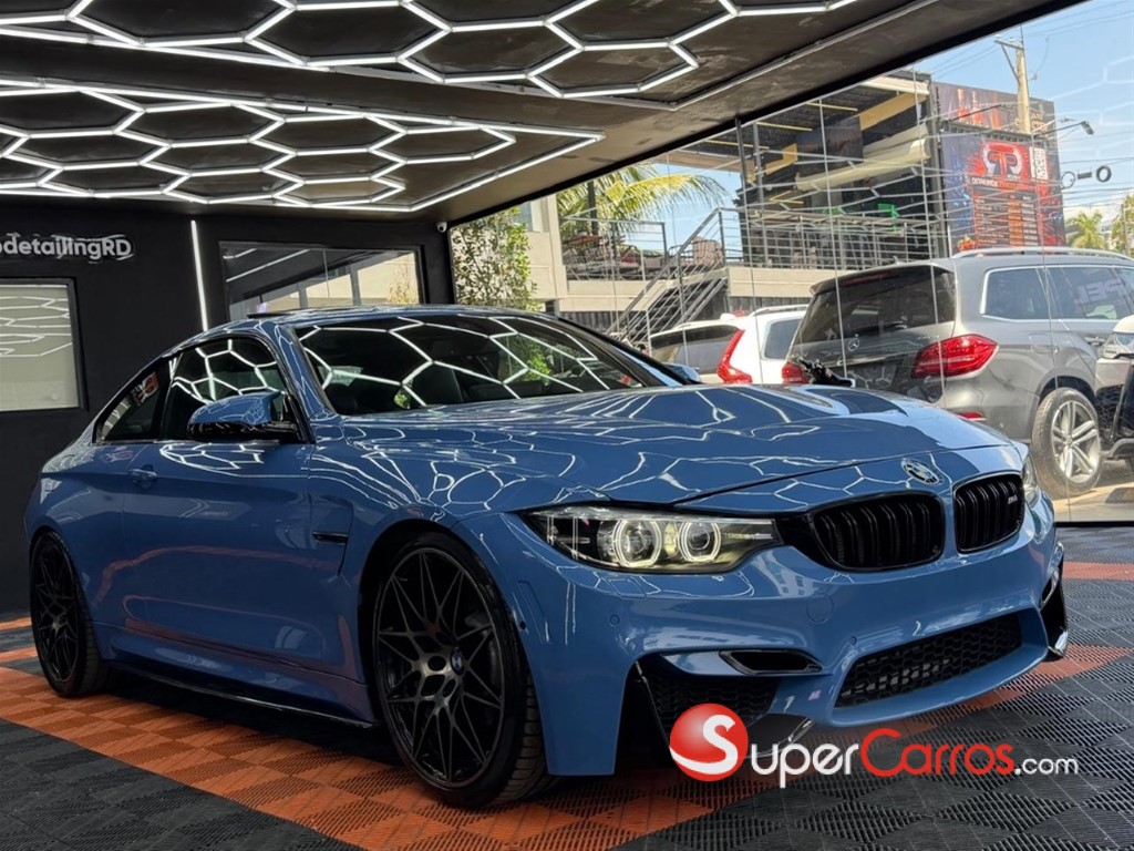 2015 BMW M 4 CSL Edición Limitada — foto 8 / 9
