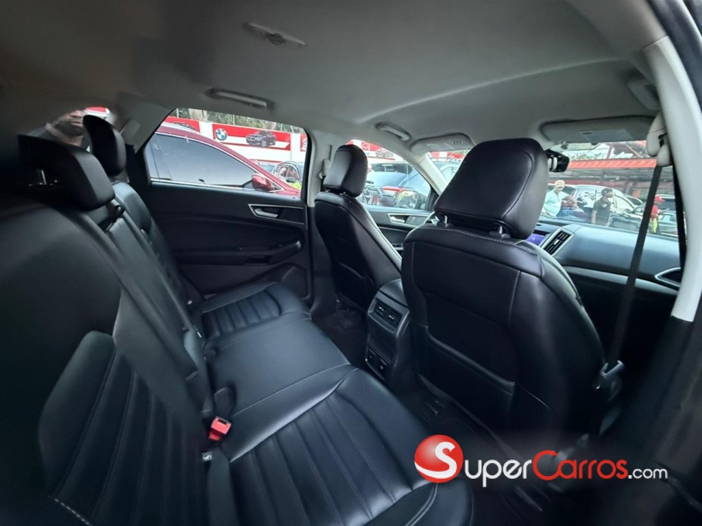 2018 Ford EDGE SEL — foto 10 / 11
