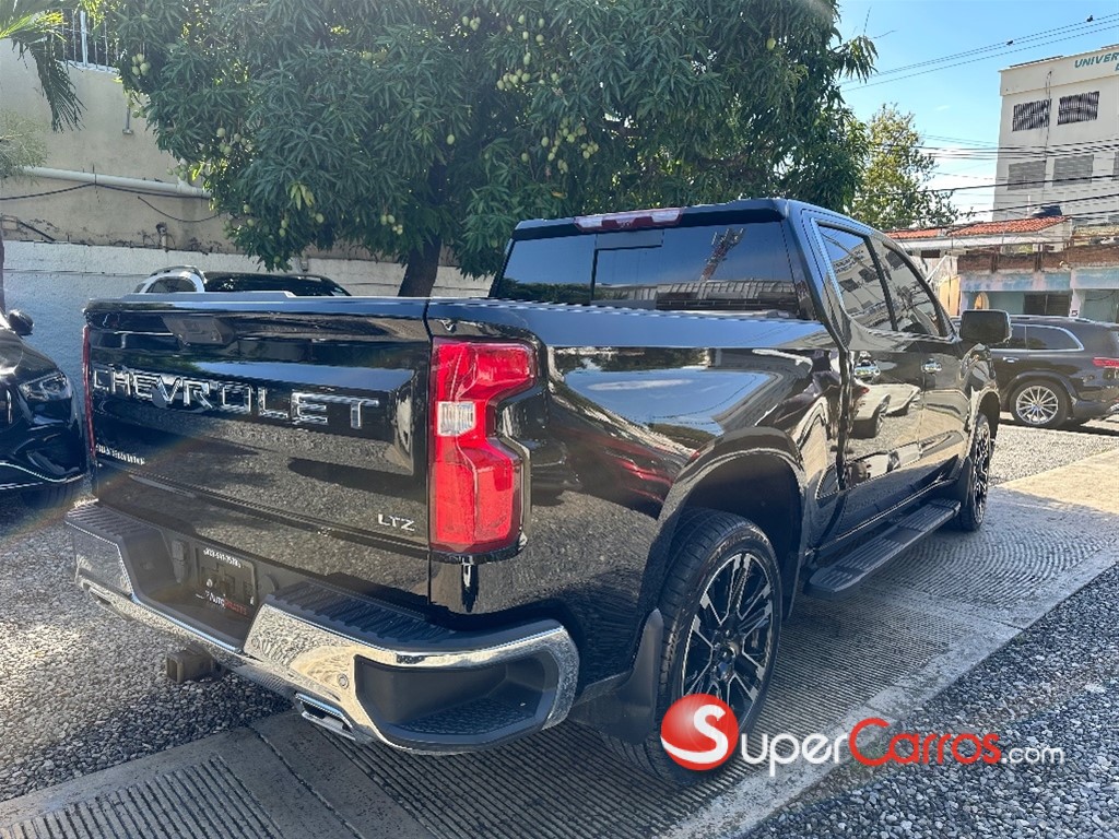 2023 Chevrolet Silverado 1500 LTZ Duramax — foto 5 / 9