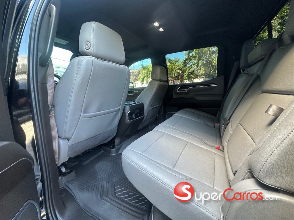 2023 Chevrolet Silverado 1500 LTZ Duramax — foto 8 / 9