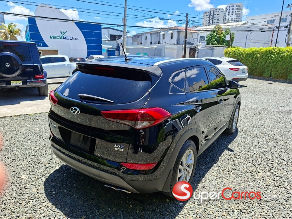 2016 Hyundai Tucson — foto 4 / 9