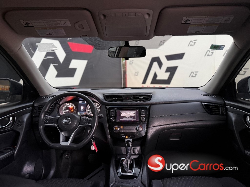 2018 Nissan Rogue — foto 11 / 12