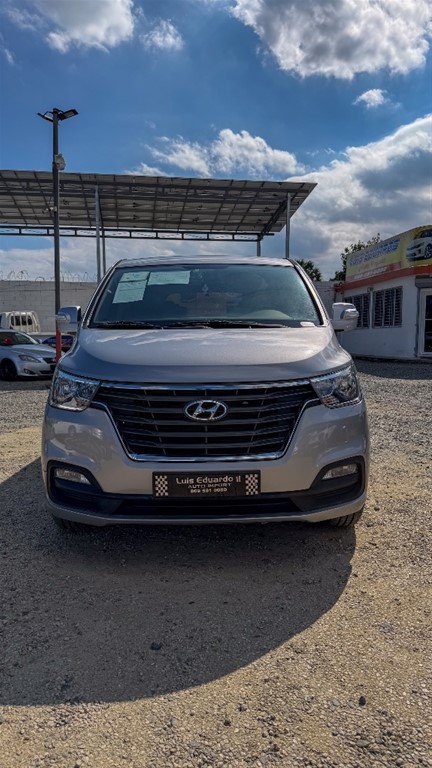 2019 Hyundai Grand Starex — foto 5 / 10