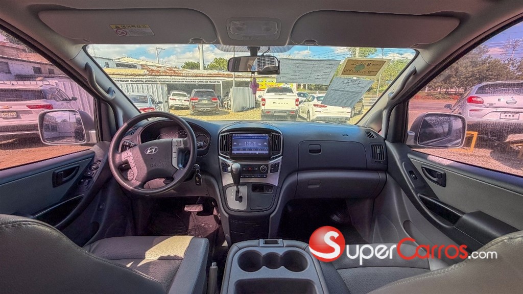 2019 Hyundai Grand Starex — foto 6 / 10