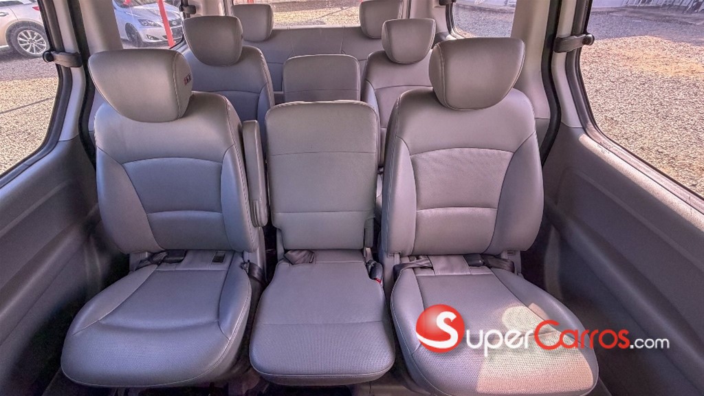 2019 Hyundai Grand Starex — foto 8 / 10