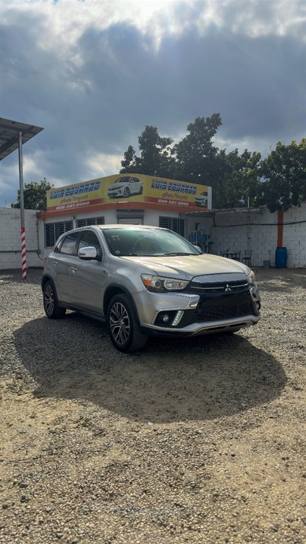 2019 Mitsubishi Motors Outlander