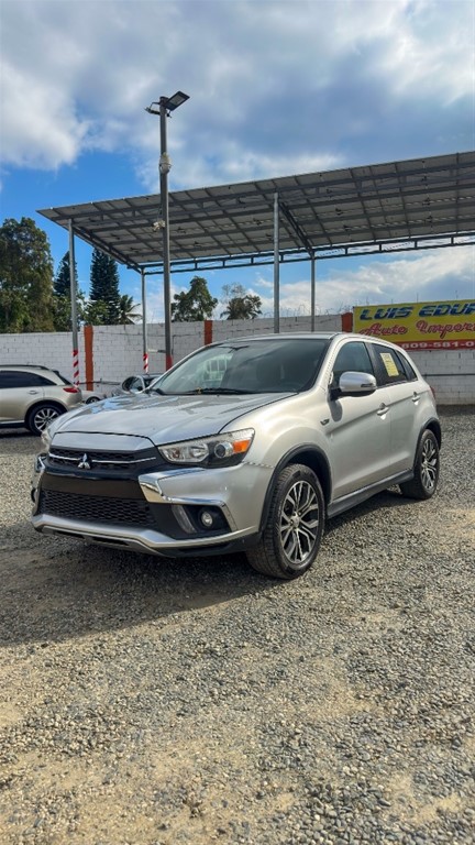2019 Mitsubishi Motors Outlander — foto 2 / 7