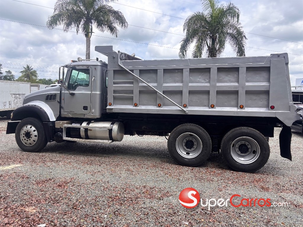 2012 Mack Granite — foto 7 / 8