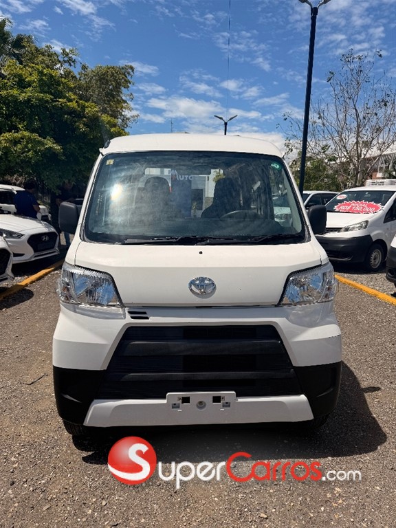 2022 Toyota Pixis — foto 2 / 11