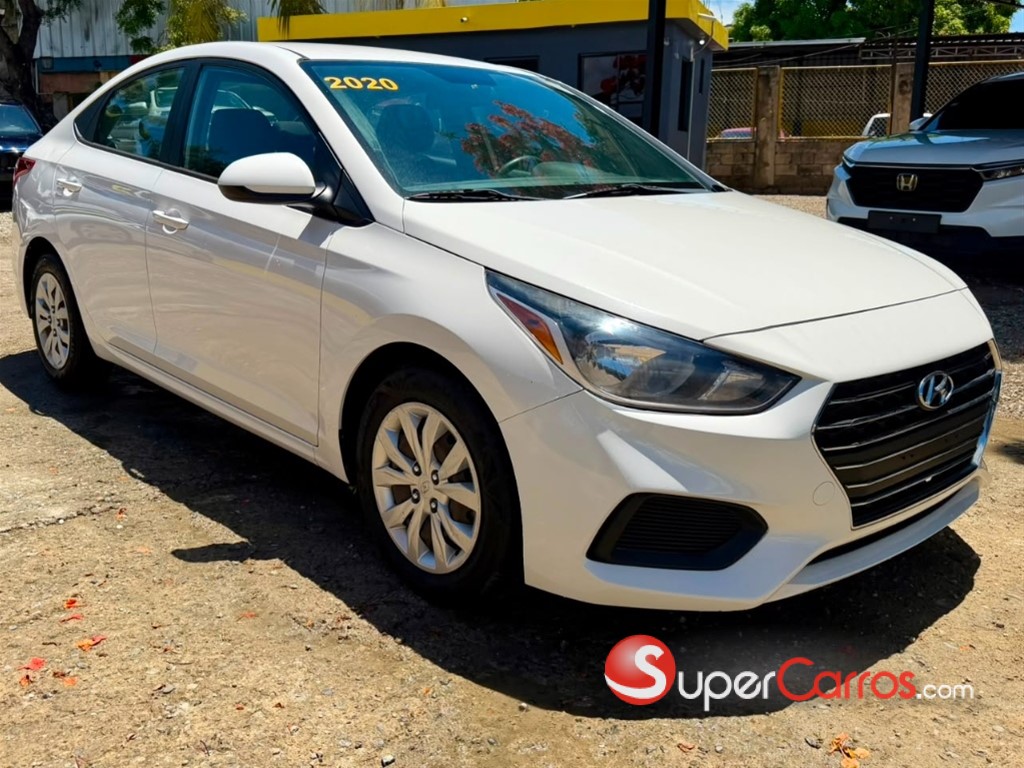 2020 Hyundai Accent SE