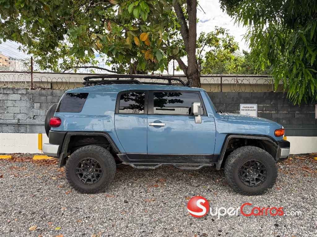 2007 Toyota FJ Cruiser — foto 5 / 10