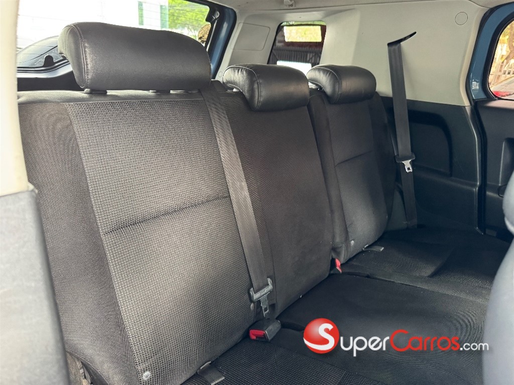 2007 Toyota FJ Cruiser — foto 8 / 10