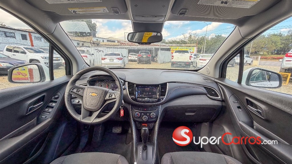 2020 Chevrolet Trax LT — foto 2 / 10