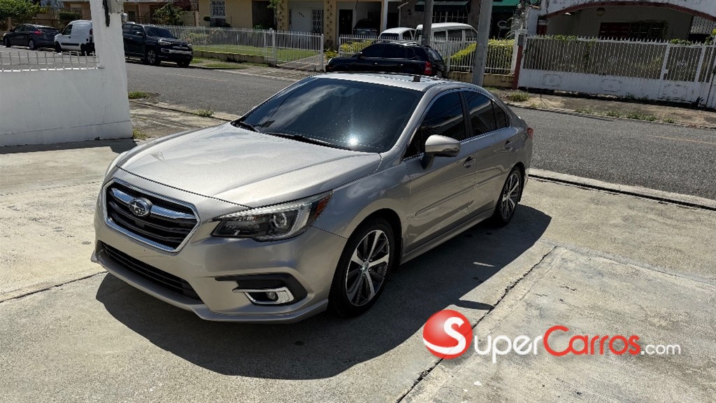 2018 Subaru Legacy Limited — foto 8 / 12
