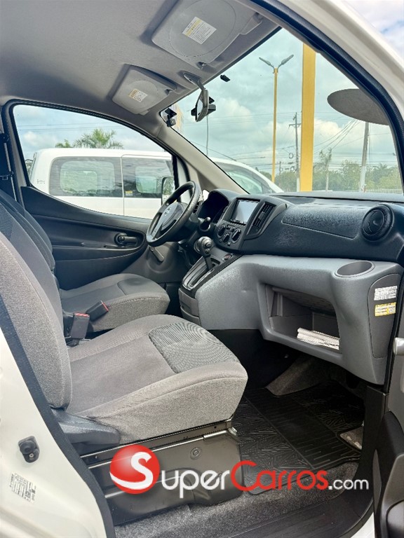 2019 Nissan NV 200 — foto 6 / 10