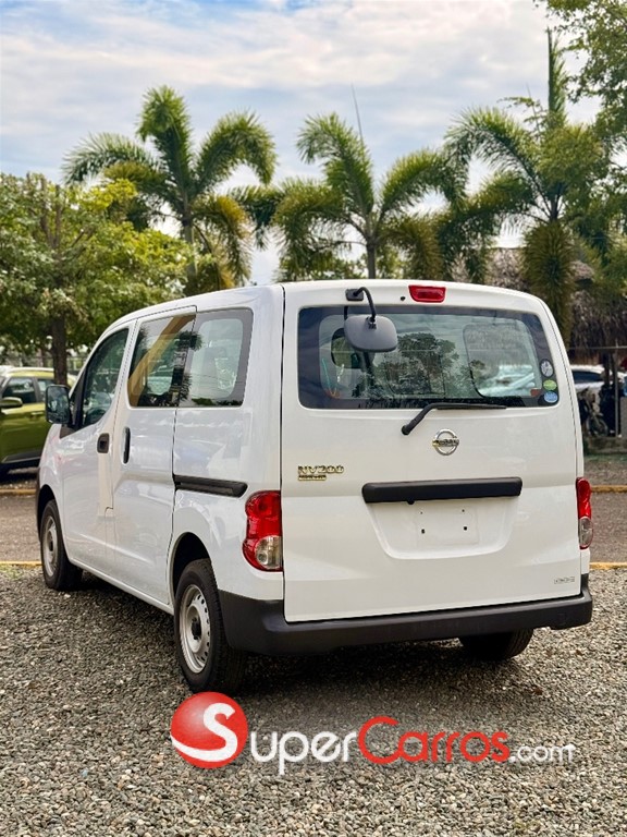 2019 Nissan NV 200 — foto 10 / 10