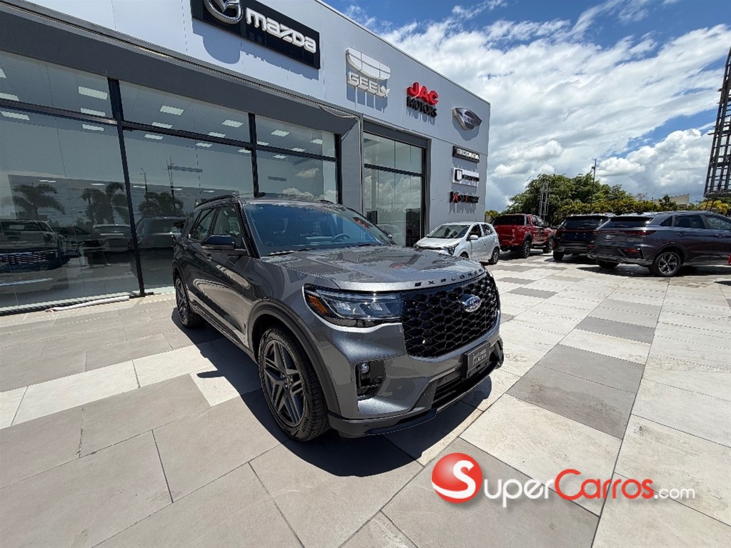 2026 Ford Explorer ST — foto 3 / 12