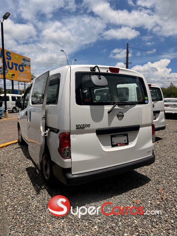 2020 Nissan NV 200 — foto 8 / 8