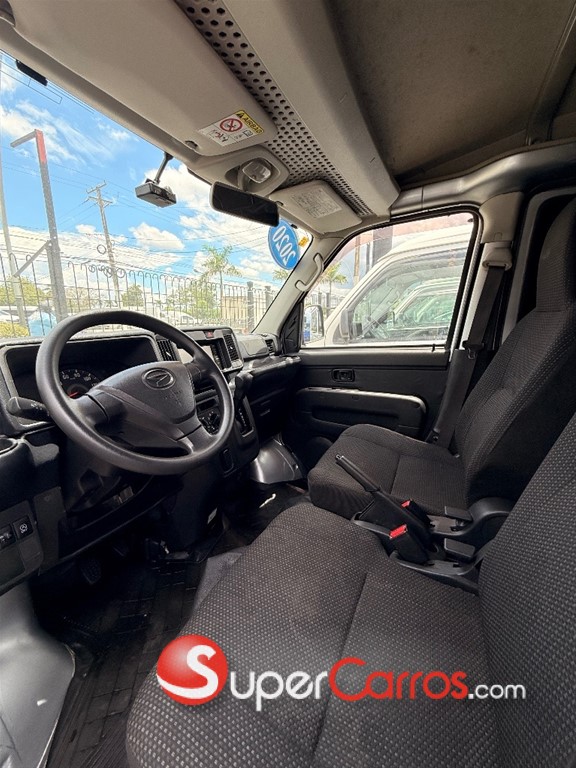 2020 Daihatsu Hijet Minivan — foto 4 / 11
