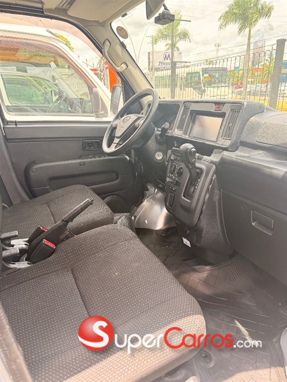 2020 Daihatsu Hijet Minivan — foto 5 / 11