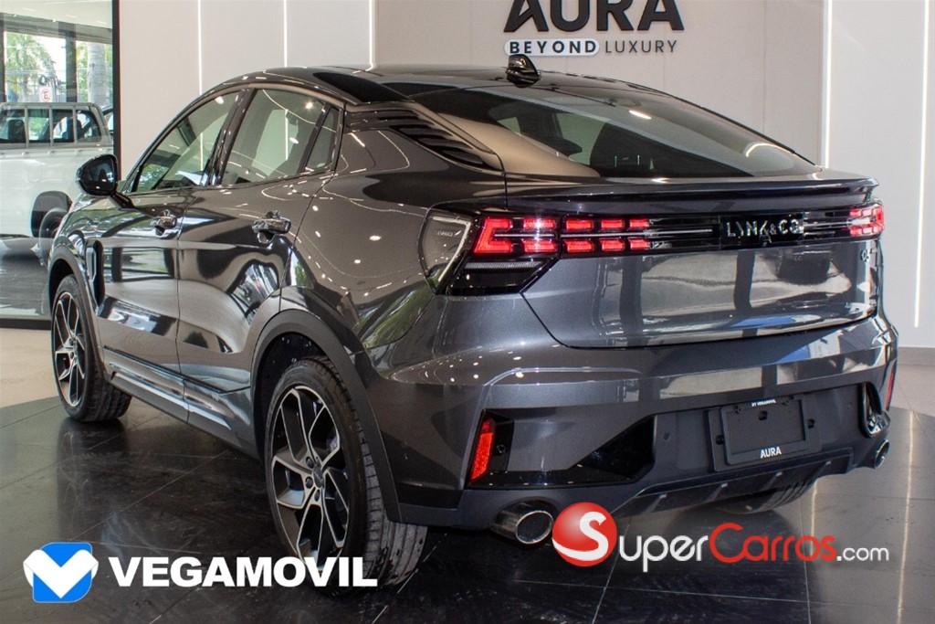 2027 Lynk CO 05 Hyper Halo — foto 4 / 12