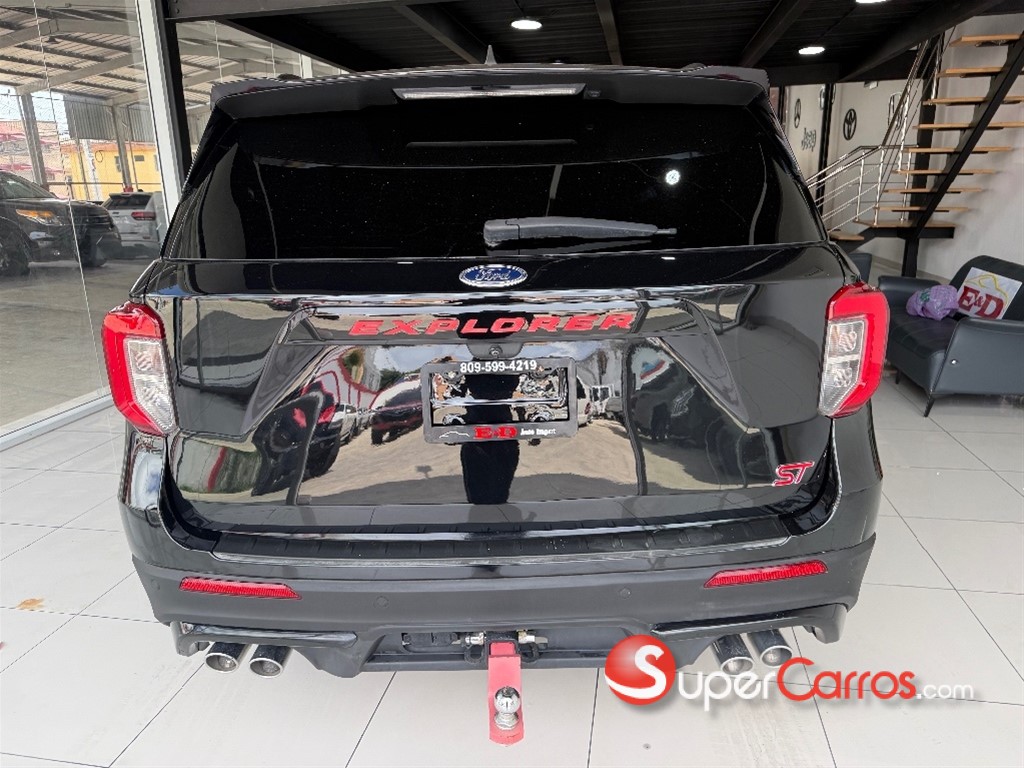 2021 Ford Explorer ST — foto 4 / 12
