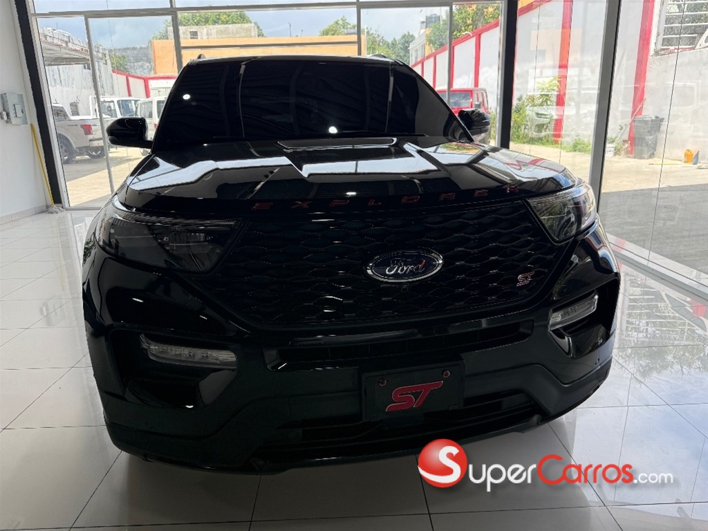 2021 Ford Explorer ST — foto 12 / 12