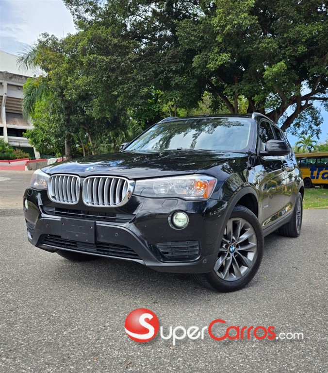 2017 BMW X 3 xDRIVE 28i — foto 2 / 12