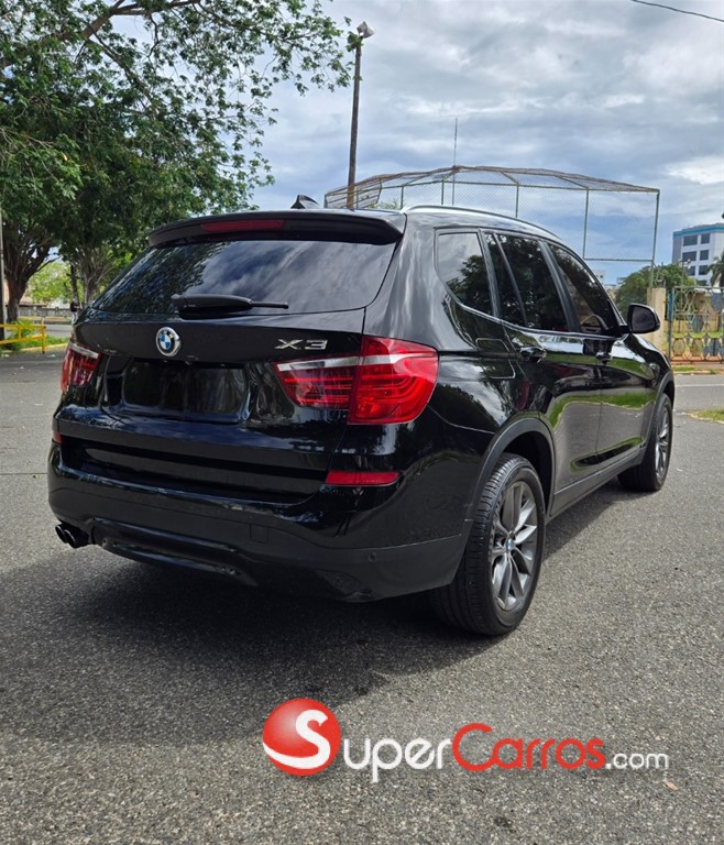 2017 BMW X 3 xDRIVE 28i — foto 5 / 12