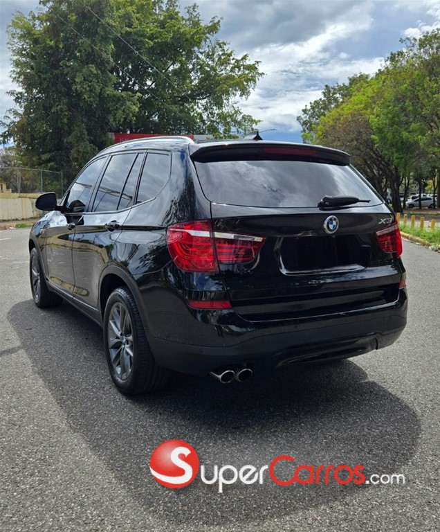 2017 BMW X 3 xDRIVE 28i — foto 6 / 12