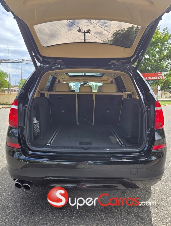 2017 BMW X 3 xDRIVE 28i — foto 7 / 12