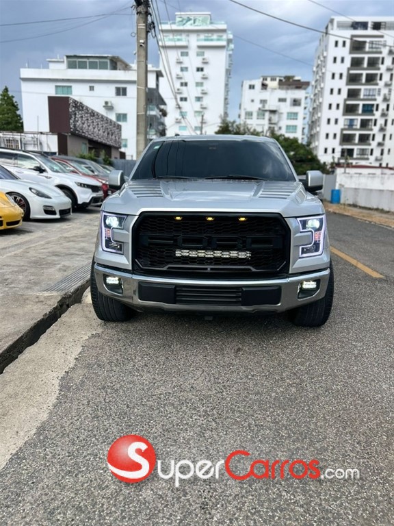 2015 Ford E-150 — foto 2 / 12