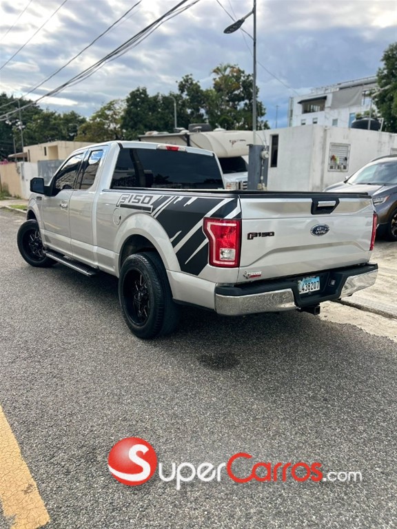 2015 Ford E-150 — foto 4 / 12