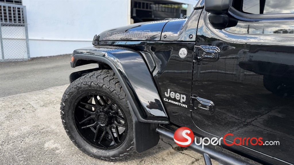 2020 Jeep Gladiator Overland — foto 10 / 11