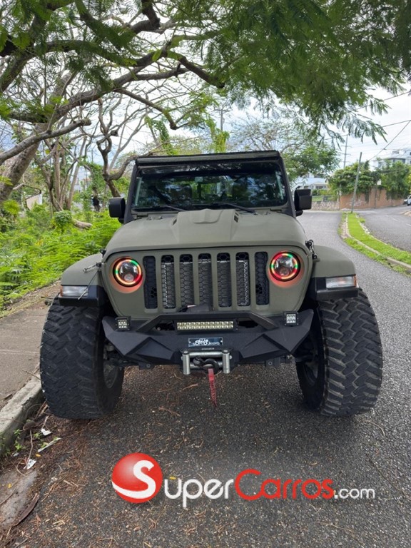 2020 Jeep Gladiator SoFlo Customs — foto 8 / 10