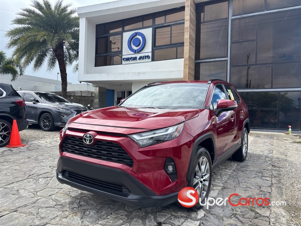 2022 Toyota RAV4 XLE Premium