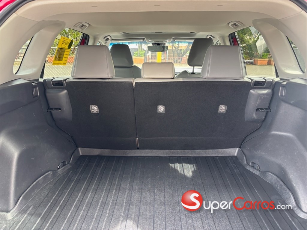 2022 Toyota RAV4 XLE Premium — foto 2 / 11