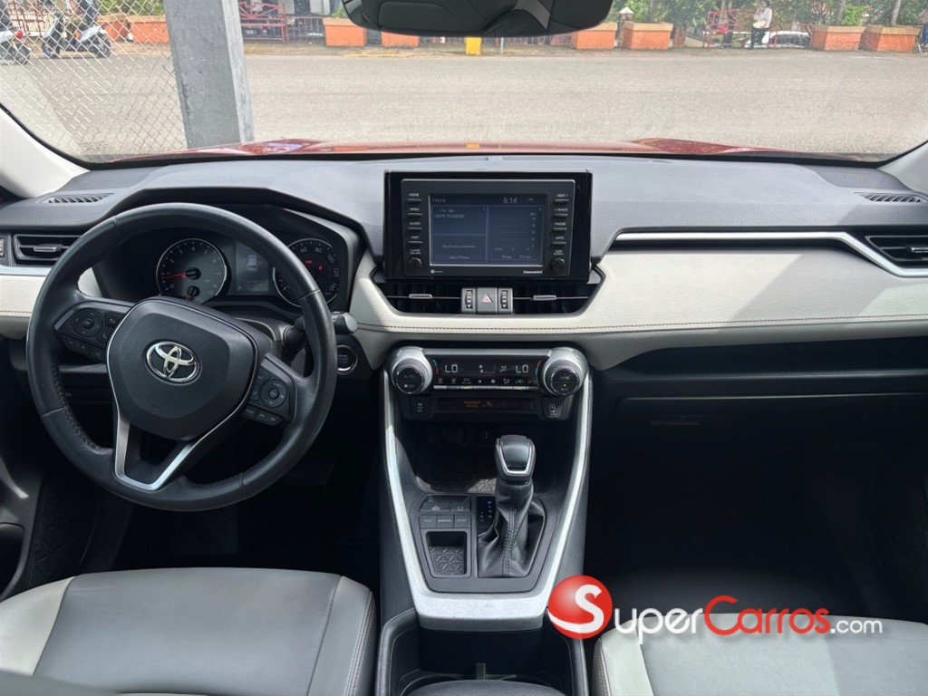 2022 Toyota RAV4 XLE Premium — foto 7 / 11