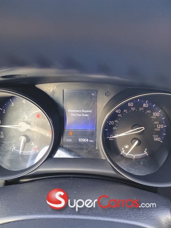 2020 Toyota C-HR XLE — foto 2 / 11