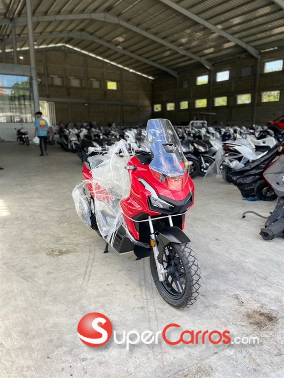 2025 Honda ADV 160 cc — foto 5 / 9