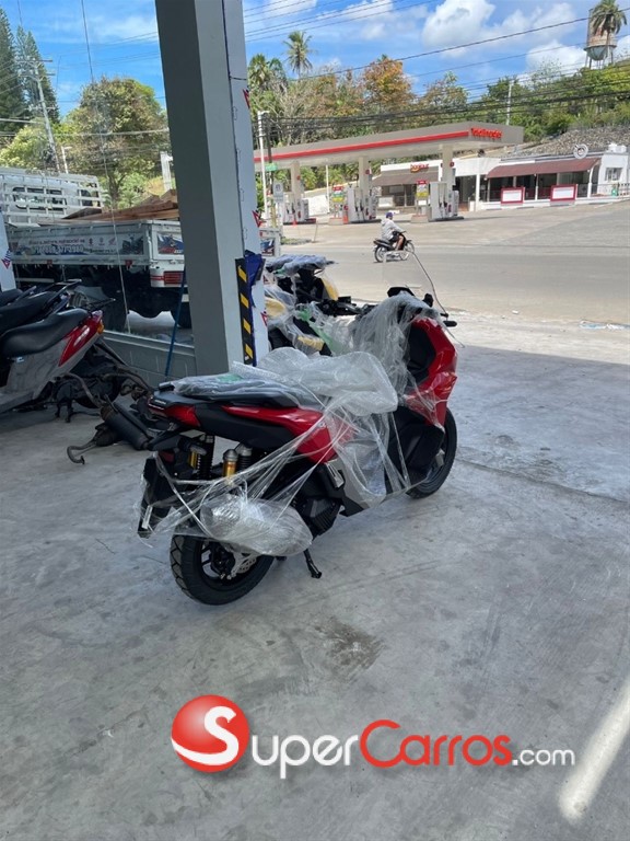 2025 Honda ADV 160 cc — foto 7 / 9