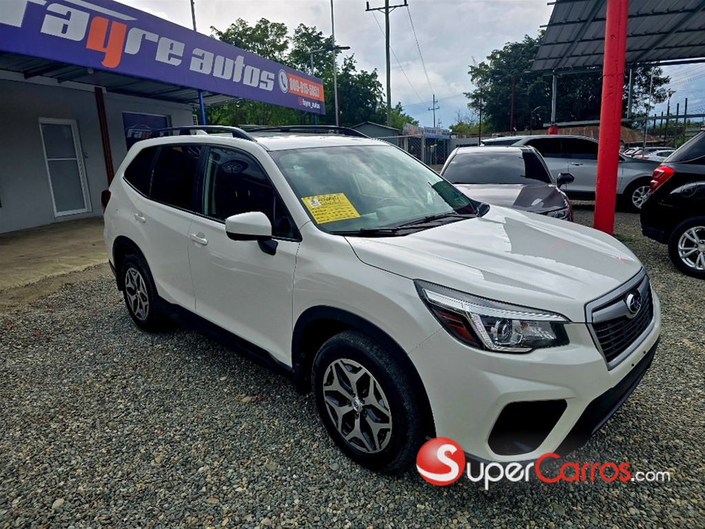 2020 Subaru Forester Premium — foto 2 / 10