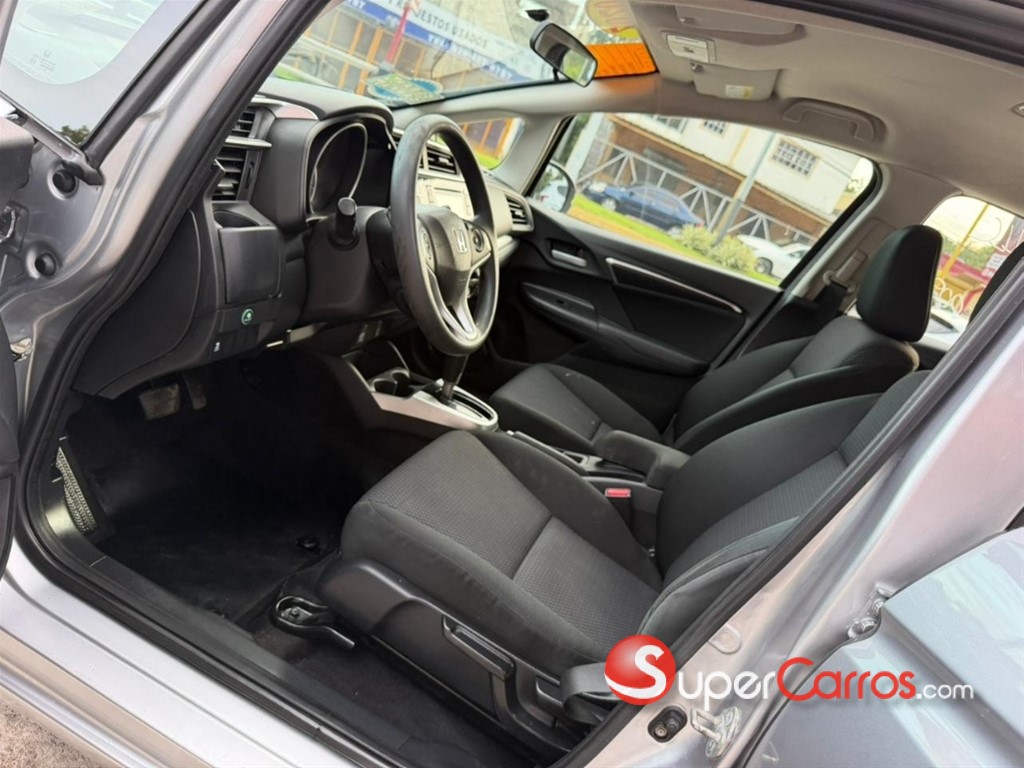2020 Honda Fit — foto 10 / 12