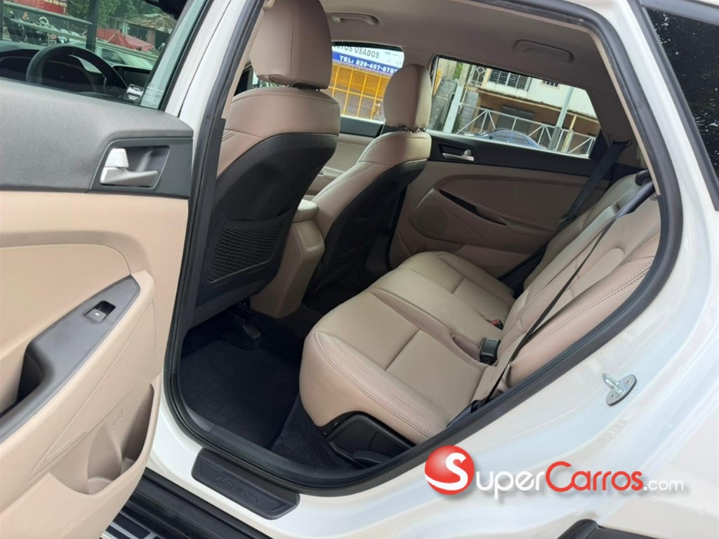 2020 Hyundai Tucson Value — foto 9 / 12