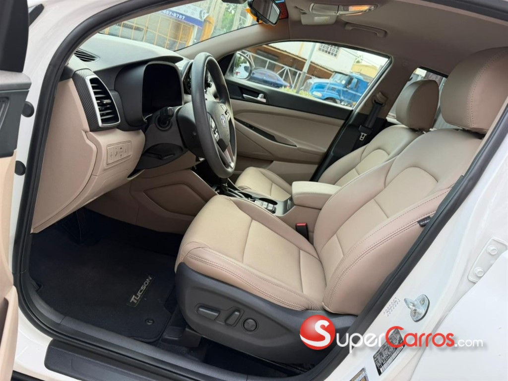 2020 Hyundai Tucson Value — foto 12 / 12