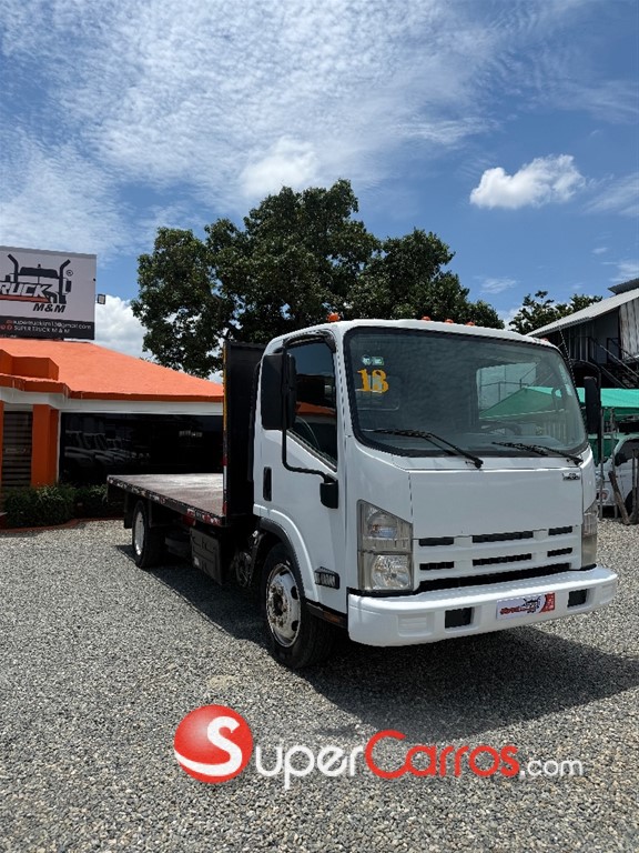 2013 Isuzu Camion — foto 2 / 6