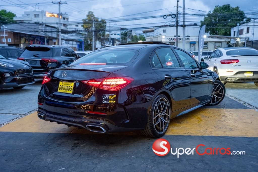 2022 Mercedes-Benz Clase C 300 AMG — foto 4 / 7