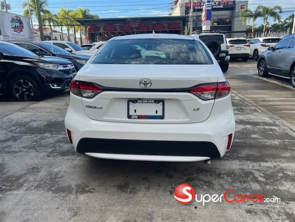 2022 Toyota Corolla LE — foto 4 / 10
