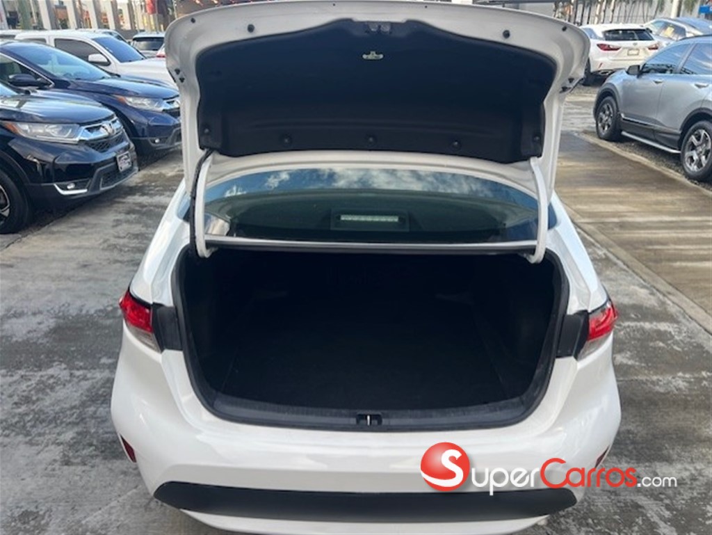 2022 Toyota Corolla LE — foto 5 / 10
