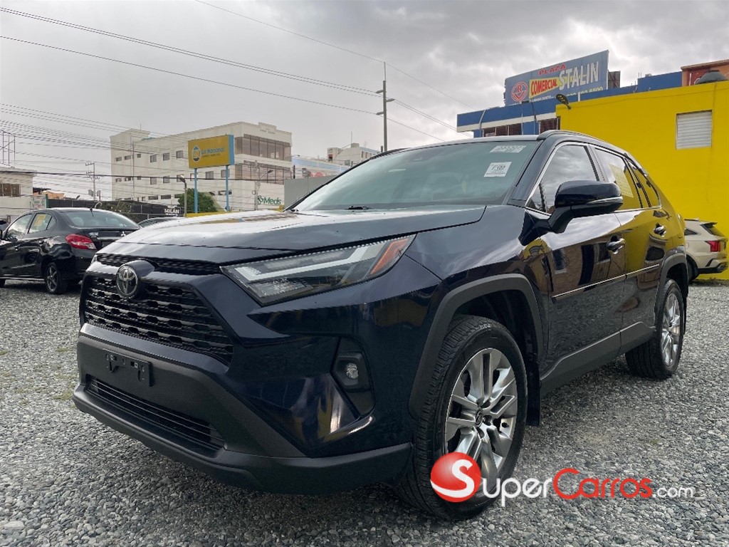 2023 Toyota RAV4 XLE Premium
